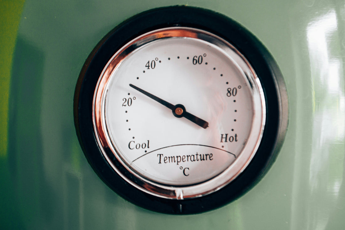 How Plug-In Thermostats Help Control Greenhouse Temperatures