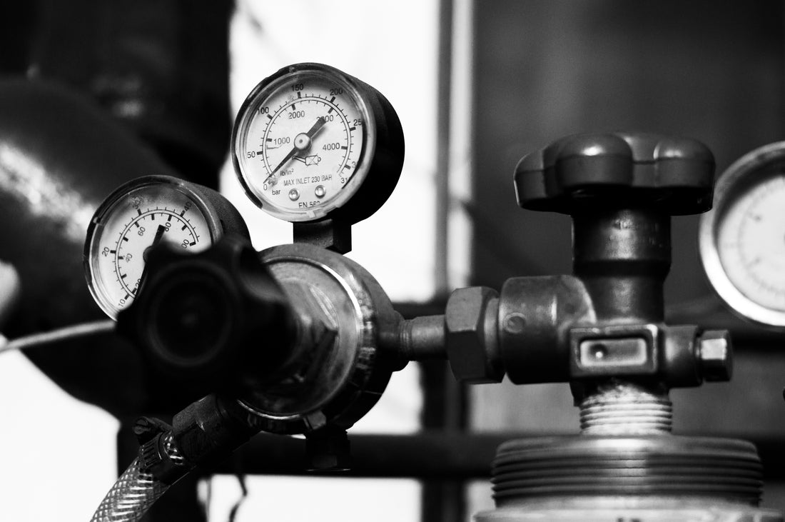 Planning a Cleaner Compressed Air Line Setup for a Garage Workshop