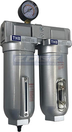 2 STAGE INDUSTRIAL GRADE IN-LINE COALESCING FILTER & DESICCANT AIR DRYER COMBINATION WITH 11oz METAL BOWLS FOR SPRAY GUN EQUIPMENT PAINT BOOTH COMPRESSOR, PLASMA CUTTER (1/2" NPT, AUTO DRAIN)